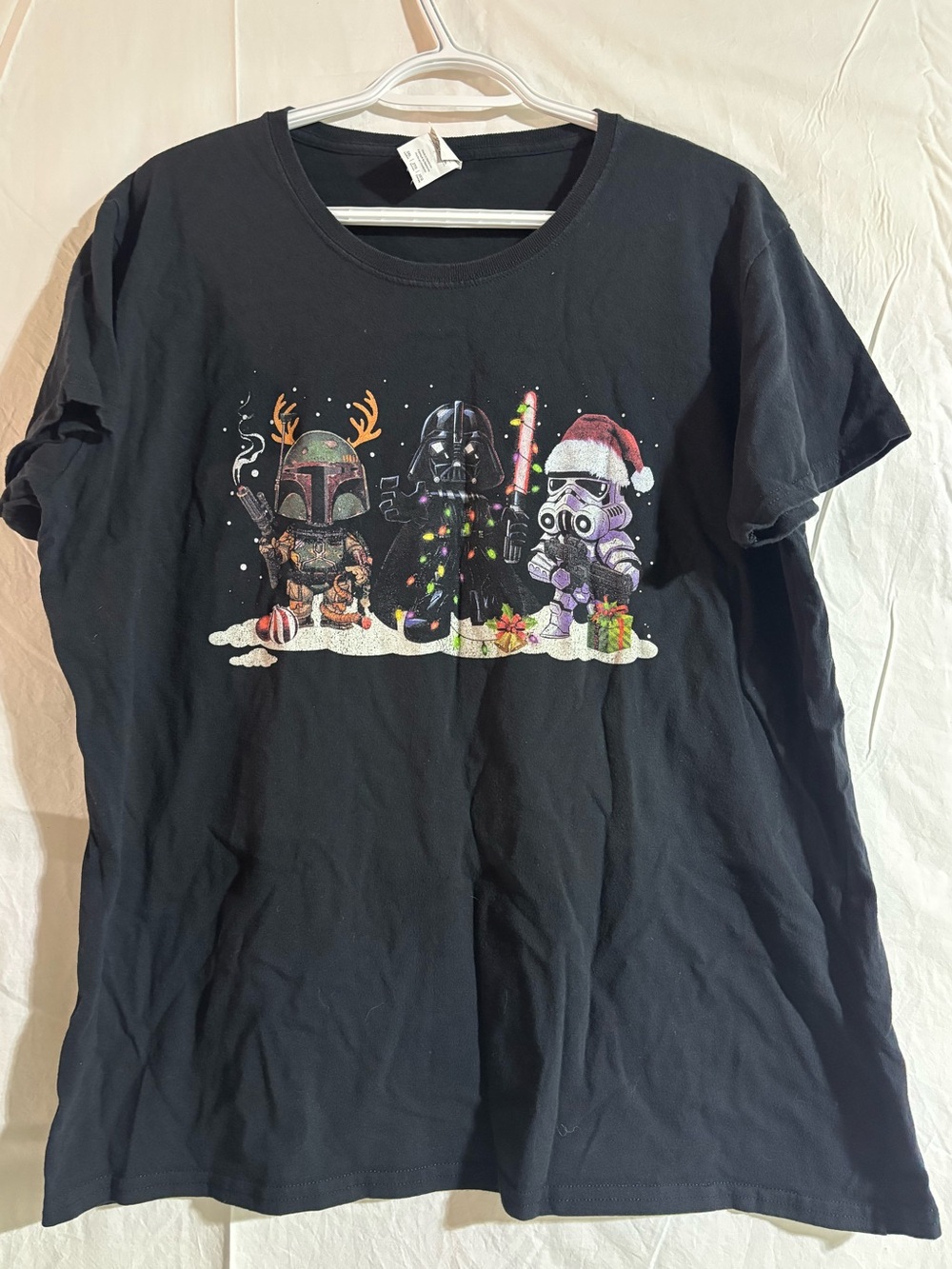 Christmas Star Wars themed black tee womens